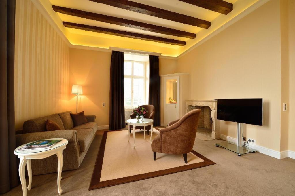 Chateau De Bonmont Cheserex 외부 사진